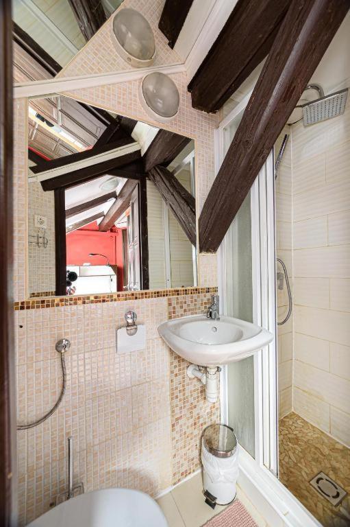 Gul Baba Saray Apartments Βουδαπέστη Εξωτερικό φωτογραφία
